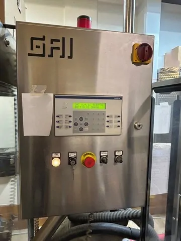 Capsulatrice 2001 GAI 4608 DL