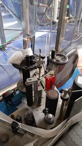 Labeller Enos Piu 2.500 bph