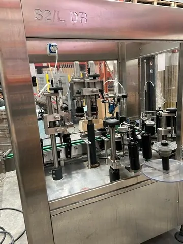 Labeller STS adhesive 1.500 bph